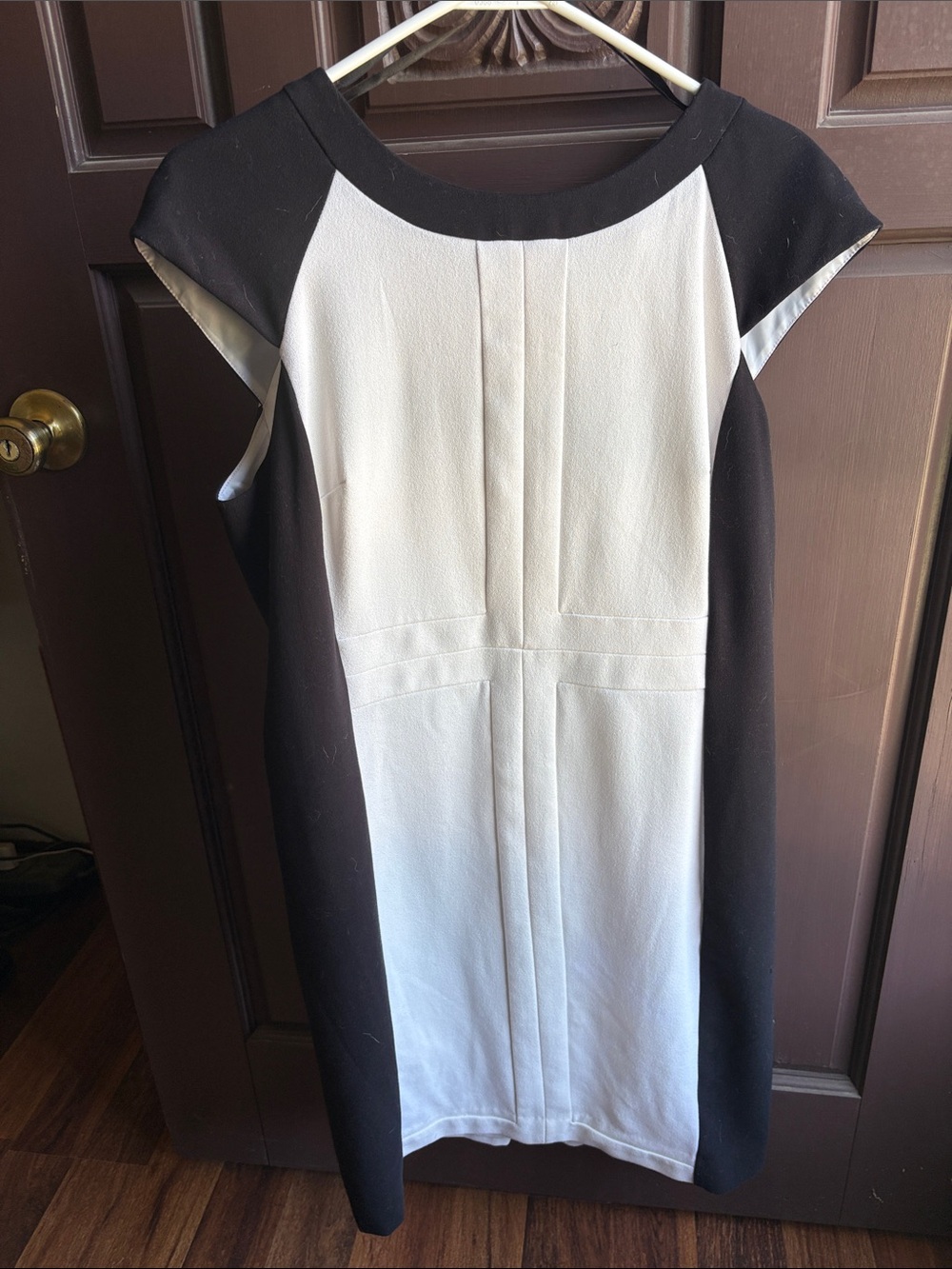 Black and White Cap Sleeve Sheath Dress
